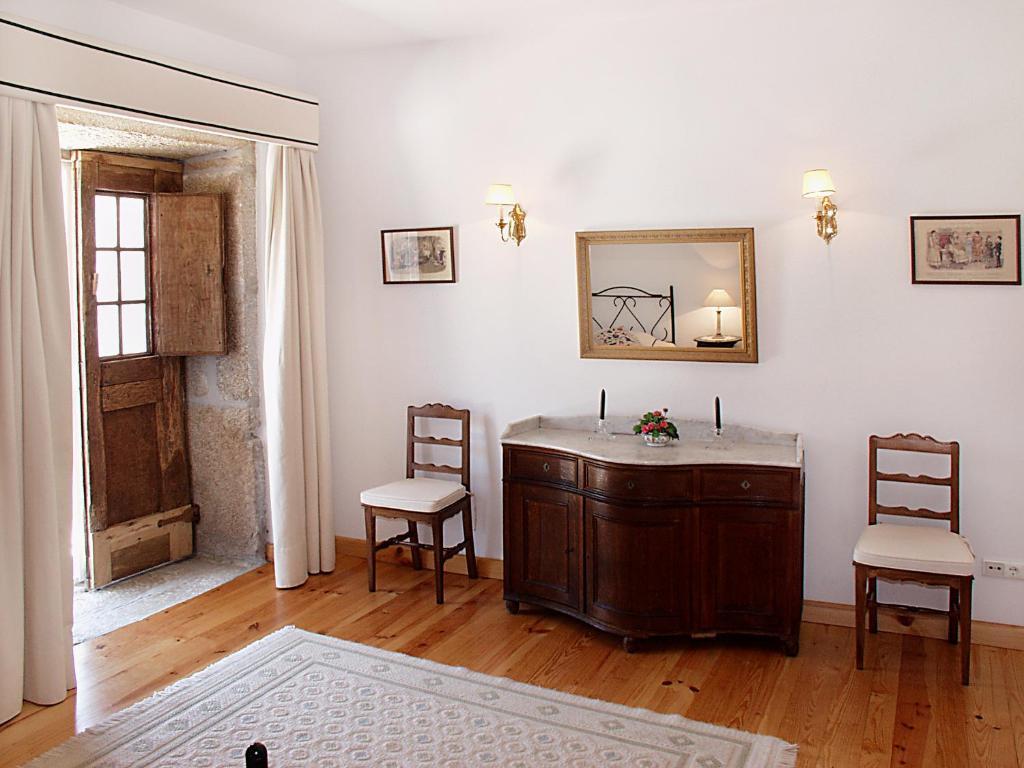 Casa De Vilarinho De S. Romao Sabrosa Bilik gambar